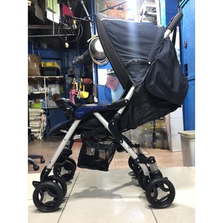 xe đẩy cho bé Combi Dokid 5 gấp gọn