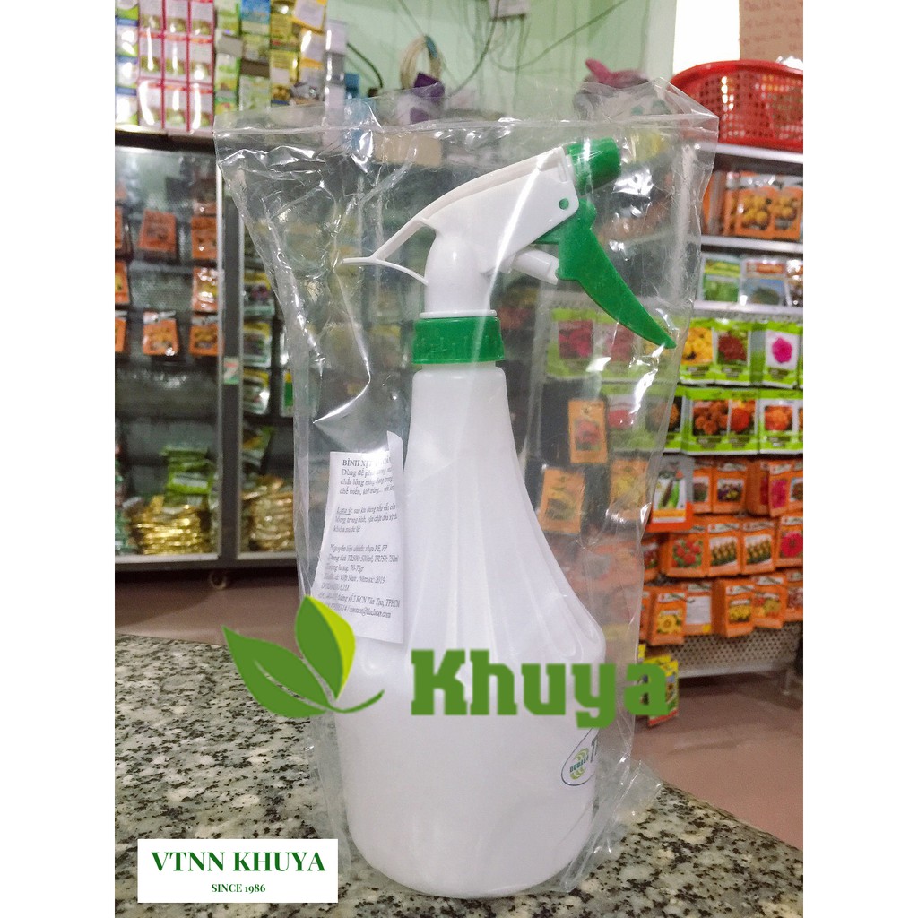 Bình tưới cây Dudaco 750ml