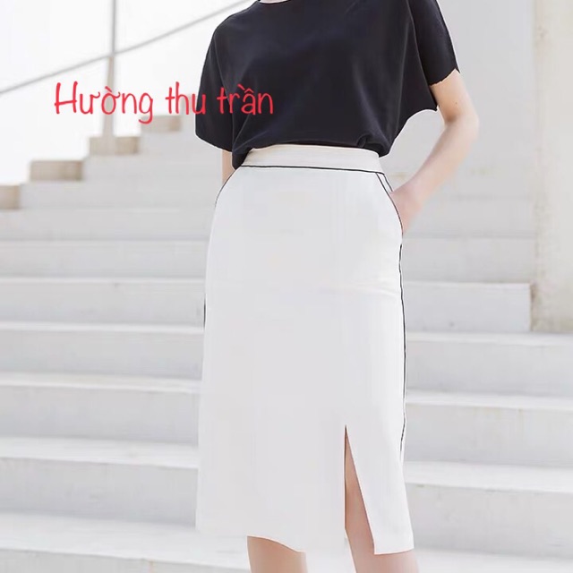 Chân váy công sở dáng suông sẻ trước có túi trẻ trung