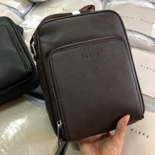 Túi đeo chéo Pedro Shoulder Bag