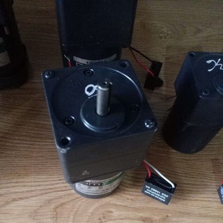 Mô tơ giảm tốc 220v 25w
