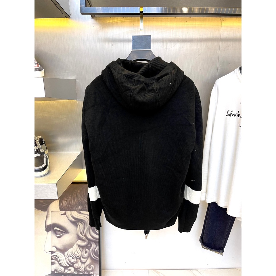 Áo khoác nam thời trang cao cấp Moncler kiểu dáng trẻ trung