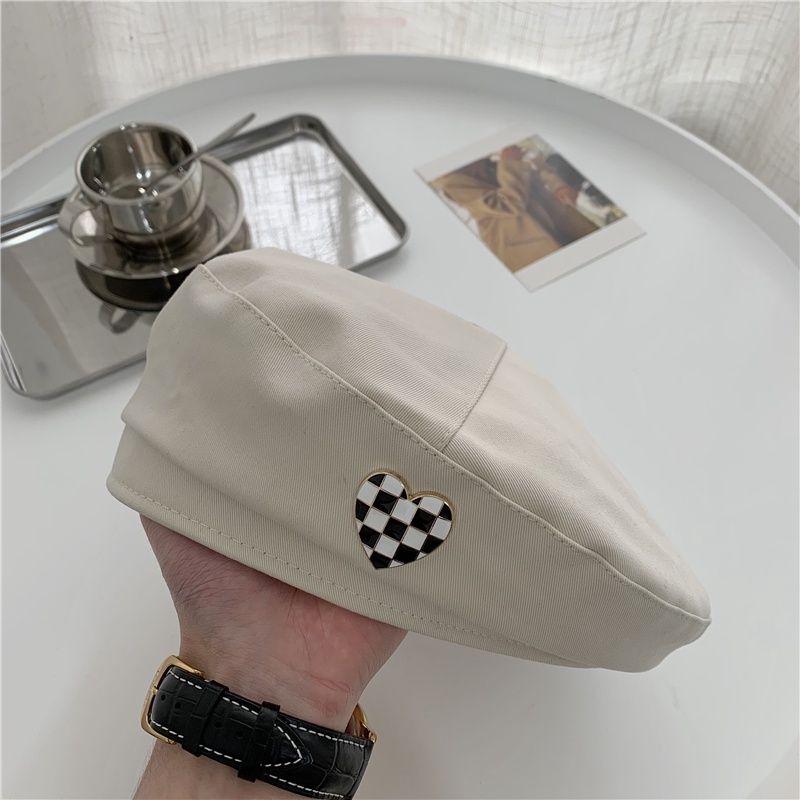 Mũ Beret Tag Hình Trái Tim Họa Tiết Caro