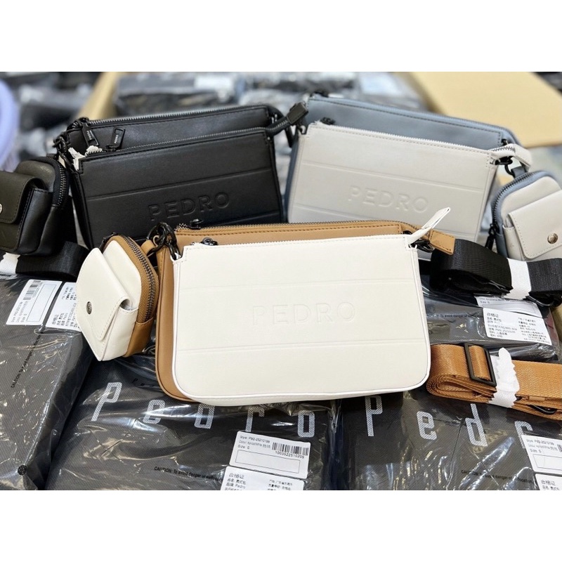 Túi đeo chéo PD nam Sling With Earphone Holder