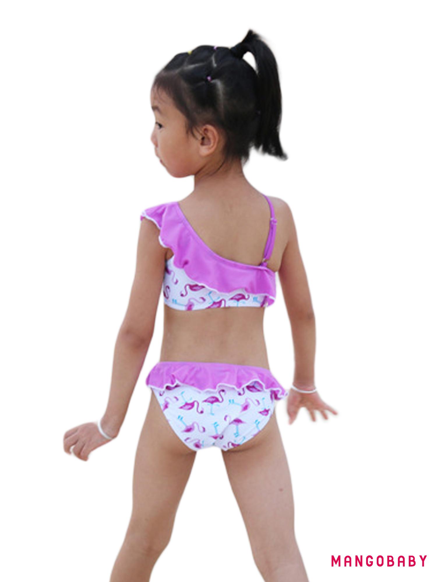 Bộ Đồ Bơi Bikini Hai Mảnh Không Tay Trễ Vai In Họa Tiết Hồng Hạc + Quần Nhún Bèo Cho Bé Gái