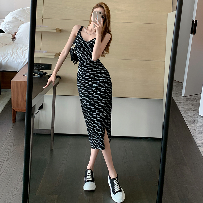 Đầm Maxi Nữ Không Tay In Chữ