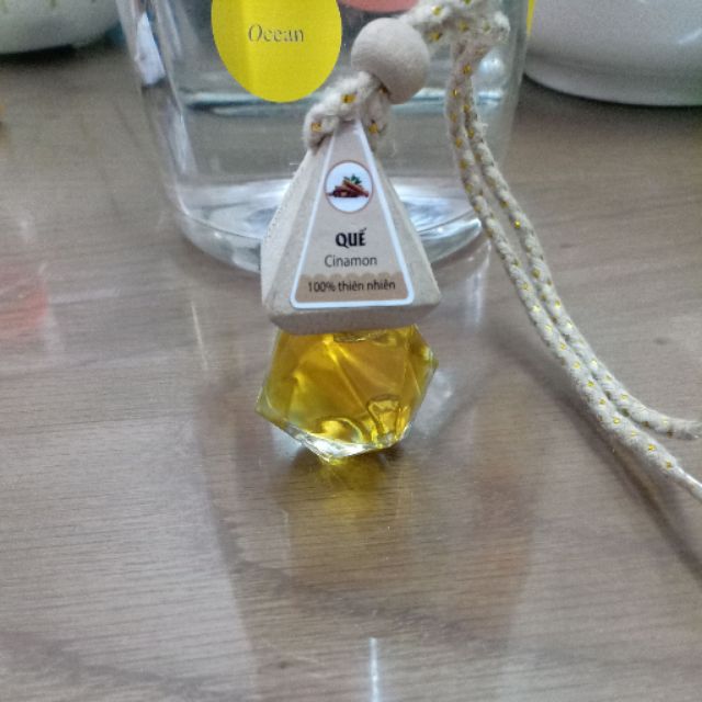 Tinh dầu quế treo xe