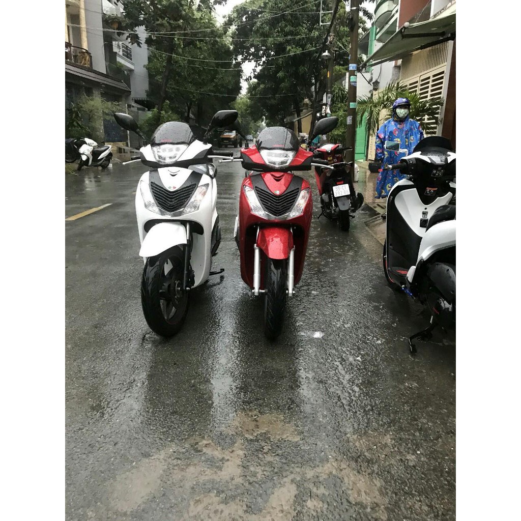 Dàn áo from Sh Ý full nguyên khối trang trí cho SHVN 2017 - 2019