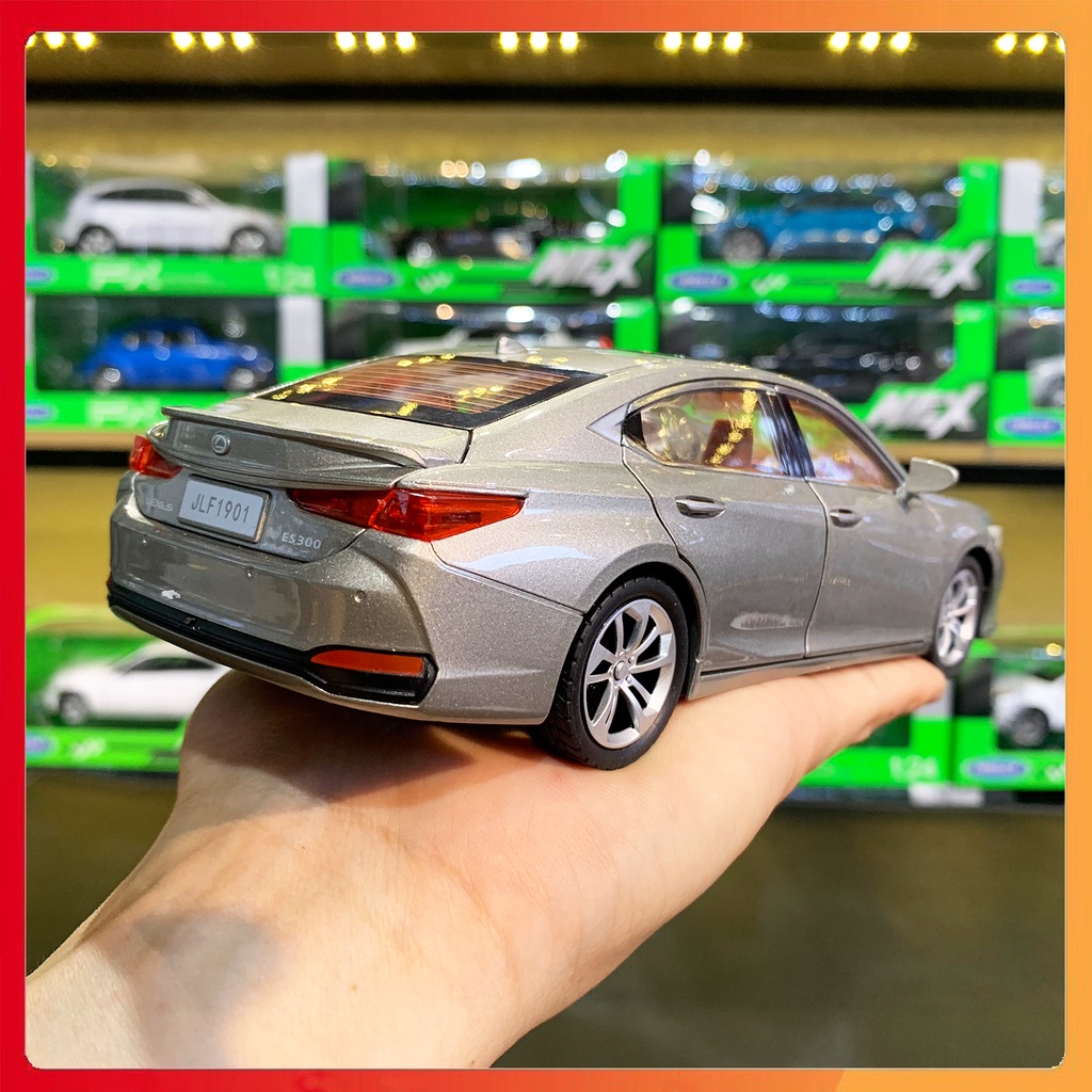 Mô hình xe Lexus ES300h tỉ lệ 1:24 Jinlifang