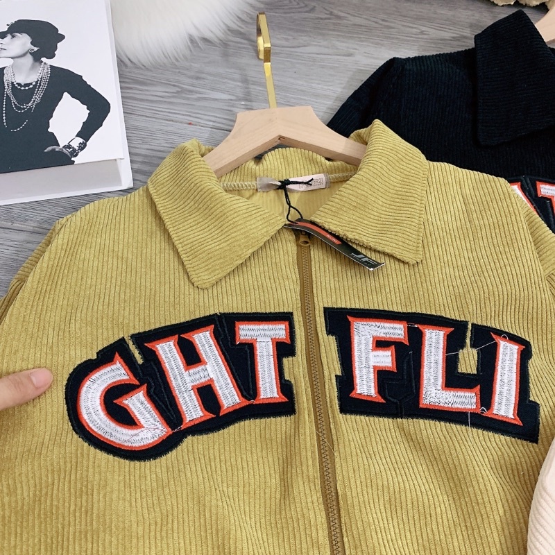 Áo Bomber Dáng Cộc Croptop Cổ Bẻ Khoá Thêu Chữ Áo Khoác Nhung Tăm