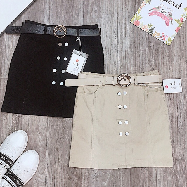 Chân váy kaki phối nút kèm belt hàng nhập Quảng Châu (Màu kem size M)