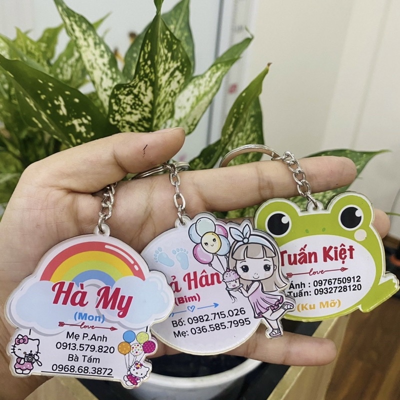 Móc khoá cắt treo balo cho bé yêu ghi thông tin