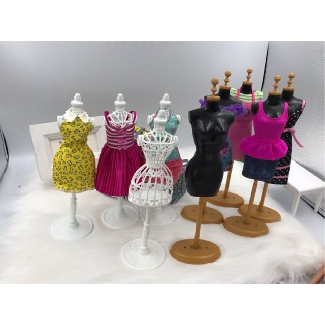 Manocanh trang trí nhà búp bê, size búp bê barbie.