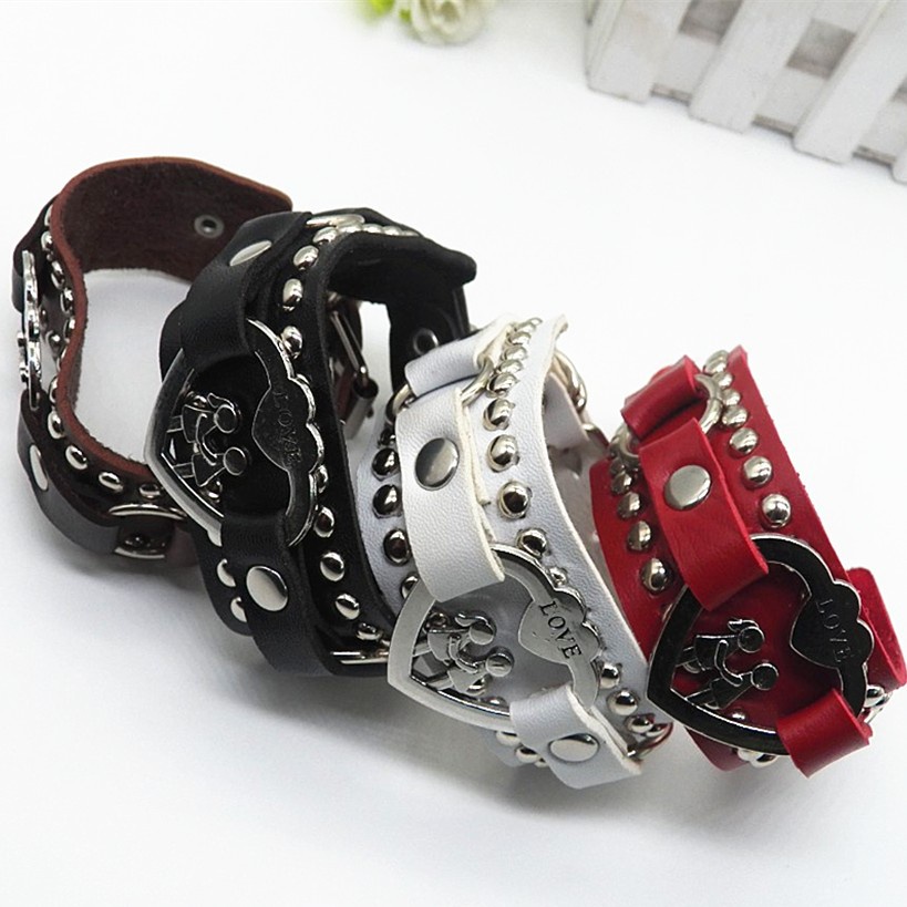New Cool Punk Atmosphere Belt Rivet Bracelet Girls Fashion Love Trendy Bracelet Accessories Couple Bracelets