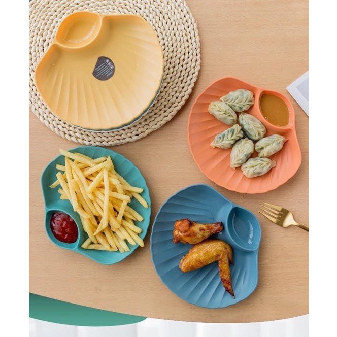 Set 4 Đĩa Hình Sò Mix Màu Có Ngăn Đựng Gia Vị Siêu Xinh