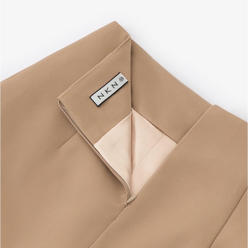 Áo Blazer Thiết Kế NKN Adela Nâu Be - Thời Trang Thiết Kế Cao Cấp