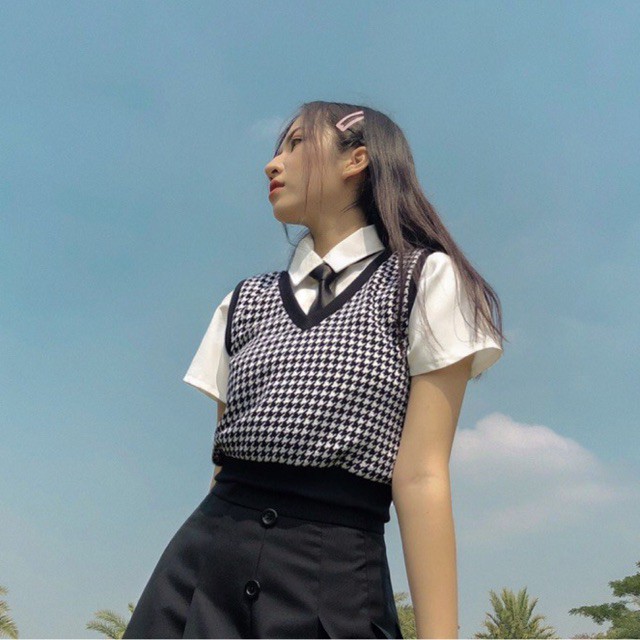 [Mã WASKT304 giảm 15% tối đa 30K đơn 99K] Áo gile croptop kẻ ziczac đen trắng (áo gile Hàn Ulzzang)