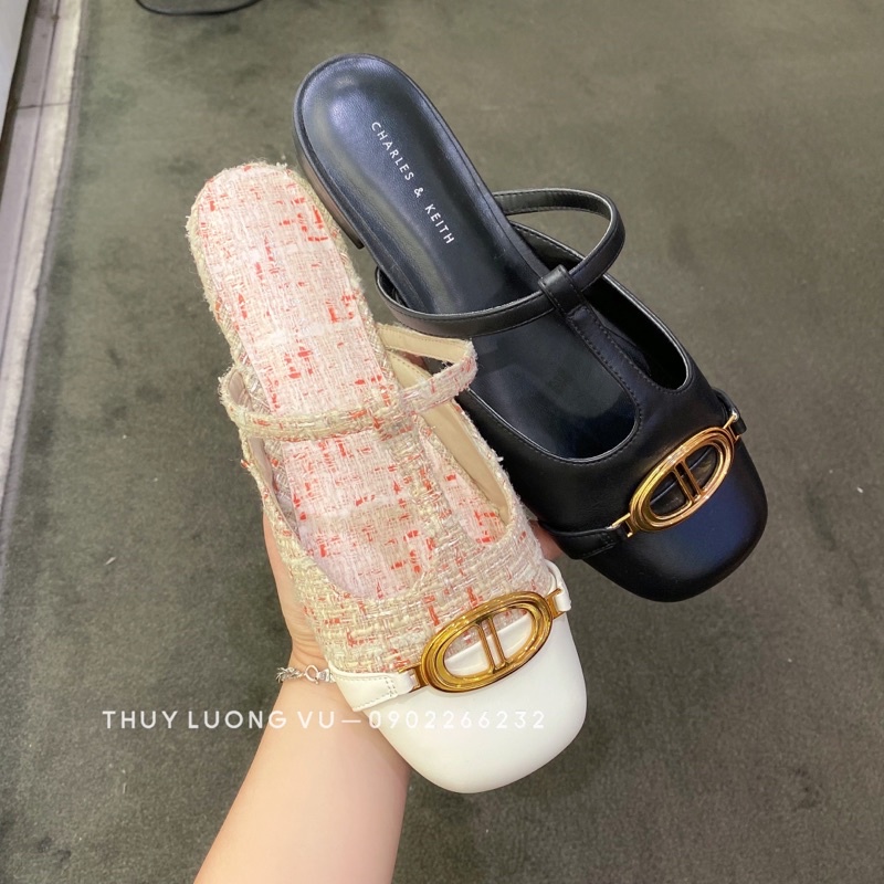 Dép bệt Charles and Keith hai màu