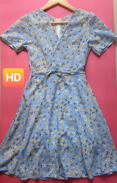 Đầm hoa nhí cổ v dây nơ eo ulzzang hàn quốc siêu xinh | BigBuy360 - bigbuy360.vn