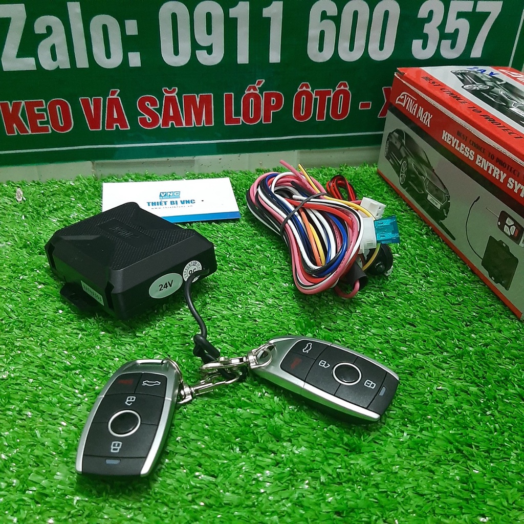 Bộ điều khiển khóa cửa xe ô tô 24V có chìa theo remote Vina Max