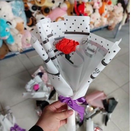 Hoa hồng giấy nhún hàng handmade 16 k/ bó