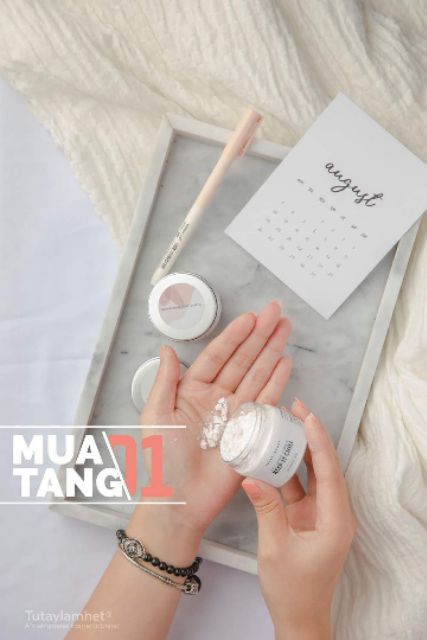 BỘT KHỬ  MÙI DEAL MUA 1 TẶNG 1