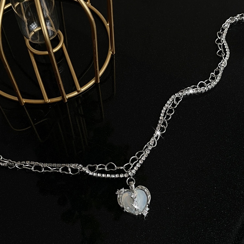 Vòng cổ Hình Trái Tim Đầy Đủ Phụ Kiện Thiết Kế Cảm Giác Nhiều Lớp Ánh Sáng retro Sang Trọng Cá Tính