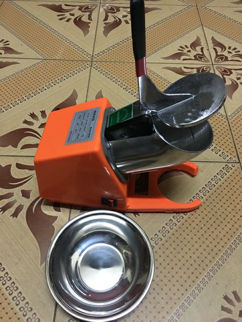 Máy bào đá 2 lưỡi ice smashing machine 300w