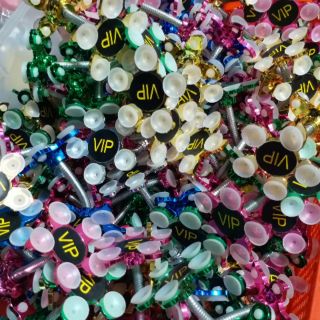 Bán sỉ 10 Giá đỡ điện thoại hút chân không ( bán combo 10 cái)