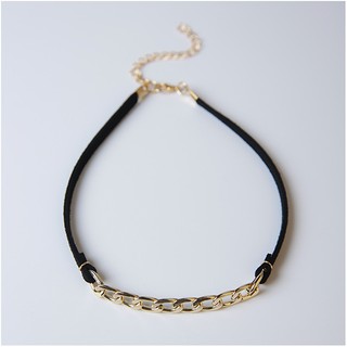 Choker đính chuỗi xích
