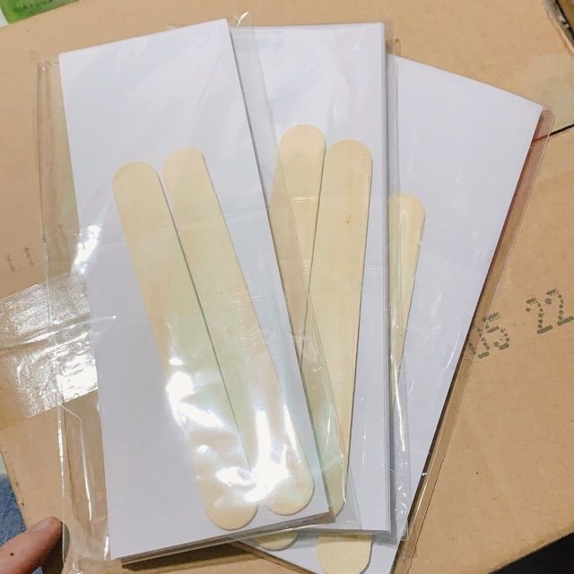 Sét giấy wax và 2 que gỗ