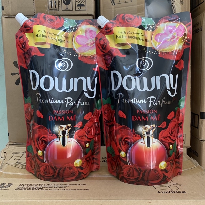 Nước Xả Vải Downy Đam Mê 1,35L