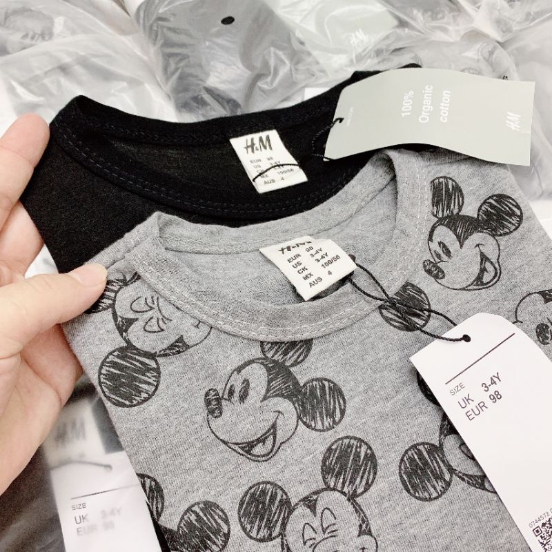Set 2 bộ cotton Mickey đen - ghi cho bé trai
