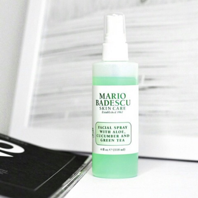 Toner xịt Mario Badescu Facial Spray Cucumber and Green Tea