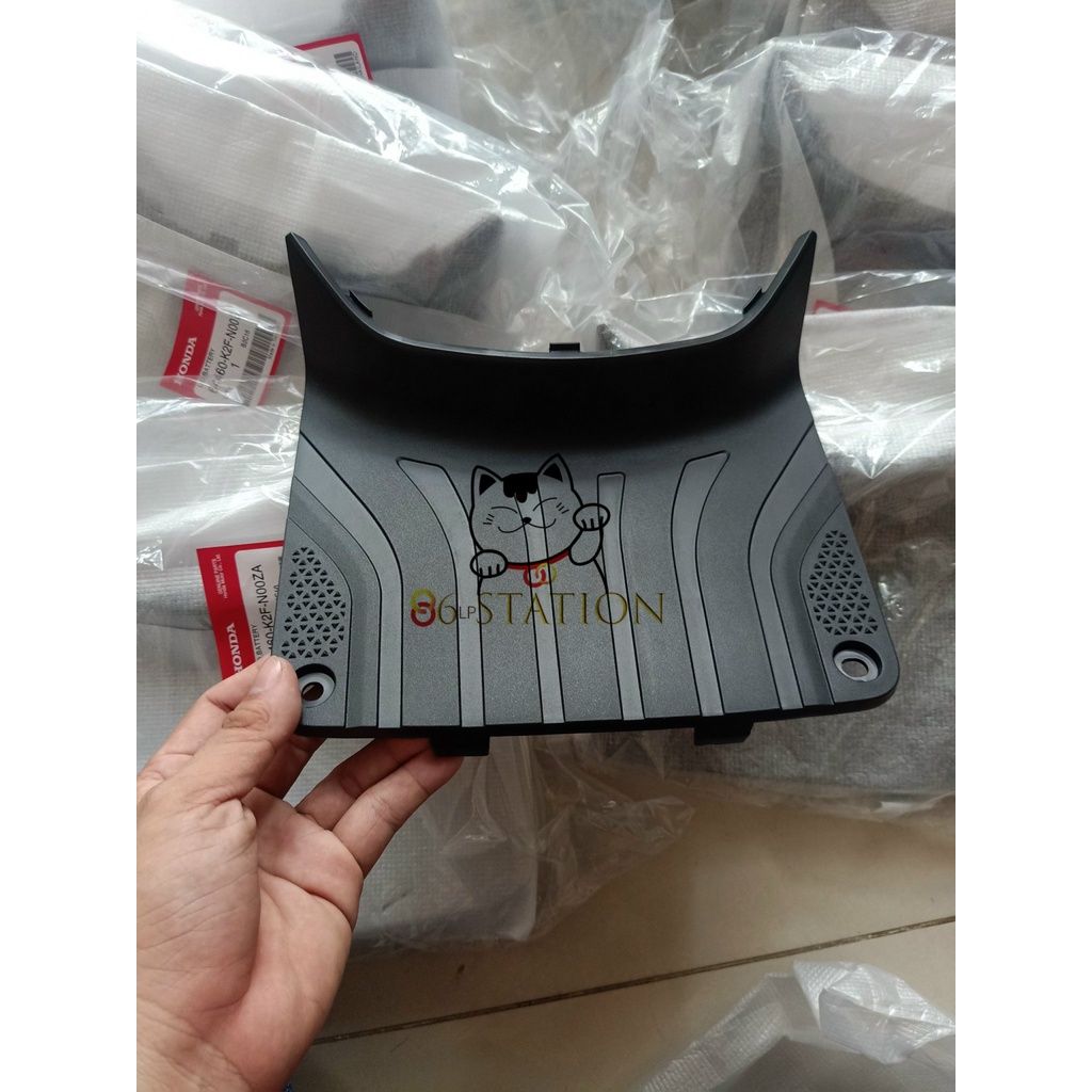 nắp sàn chân scoopy 2021 - 2022