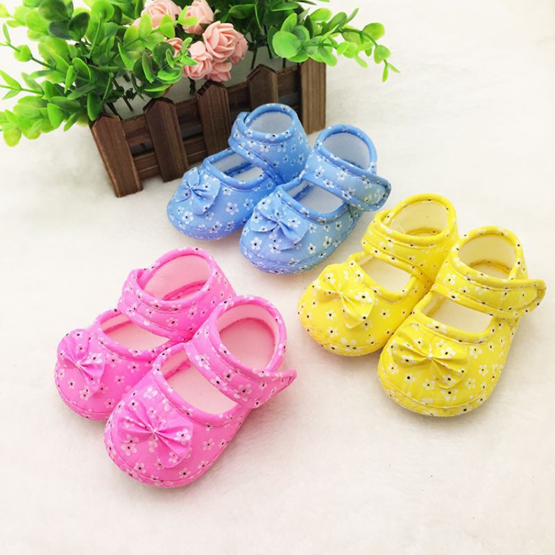 Giày búp bê chất liệu cotton chống trượt đính nơ xinh xắn cho bé 0-18 tháng tuổi