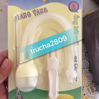 dụng cụ hút mũi cho bé