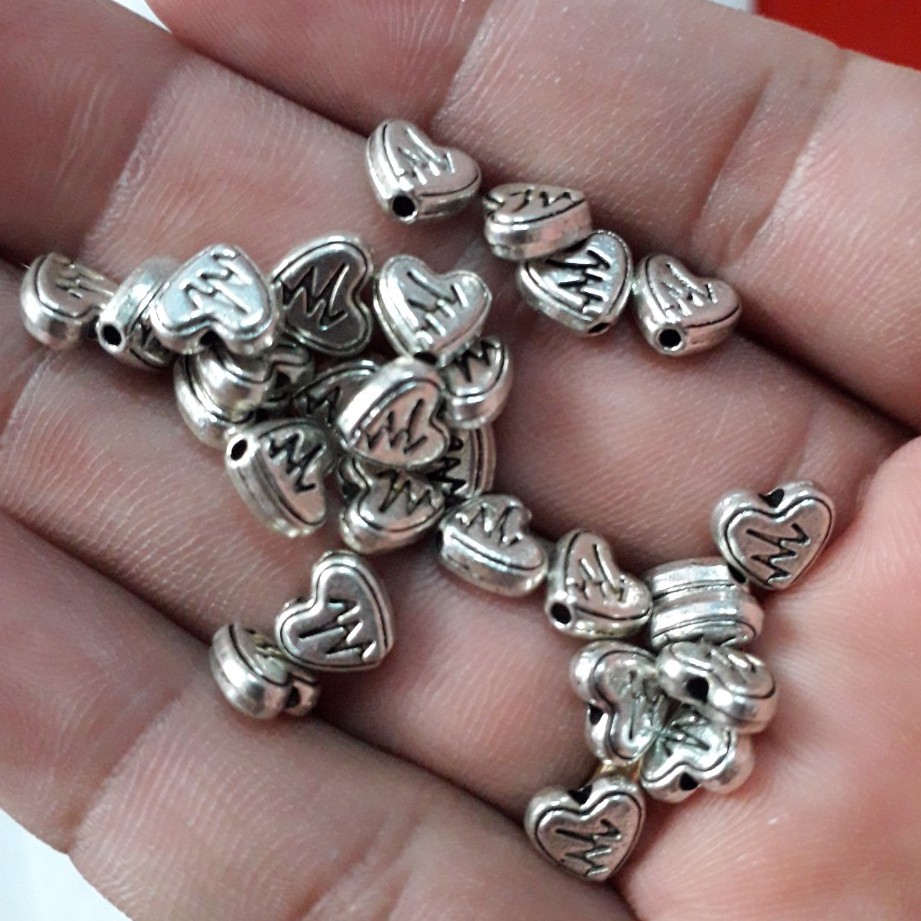 nguyên liệu charm vương miện giá rẻ : 50 gram giá 25k / 1 gói [ chuyên sỉ charm nhập ]