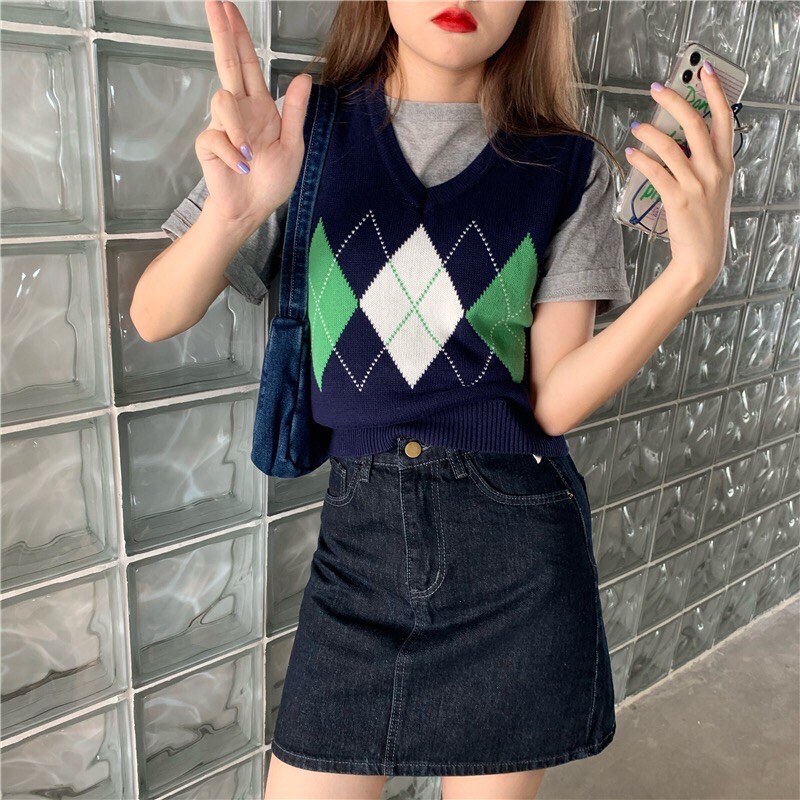 [ORDER TAOBAO] Áo ghile/gile Ulzzang len dáng ngắn kẻ caro phong cách Vintage