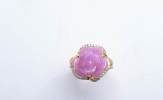 Mẫu đơn ruby phi thiên nhiên