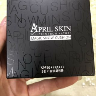 Phấn nước áp rồ trắng