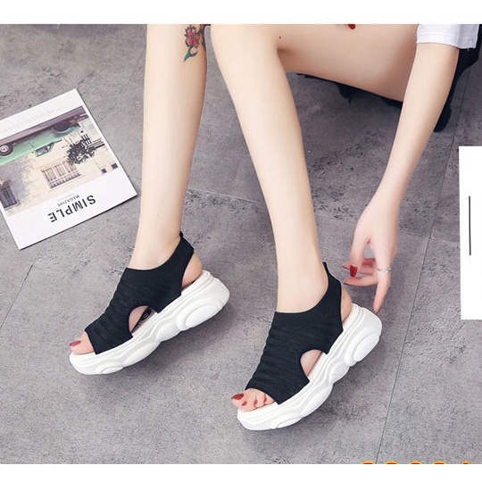 Sandal Bánh Mì Sọc HQ Cá Tính sang trọng, êm dịu