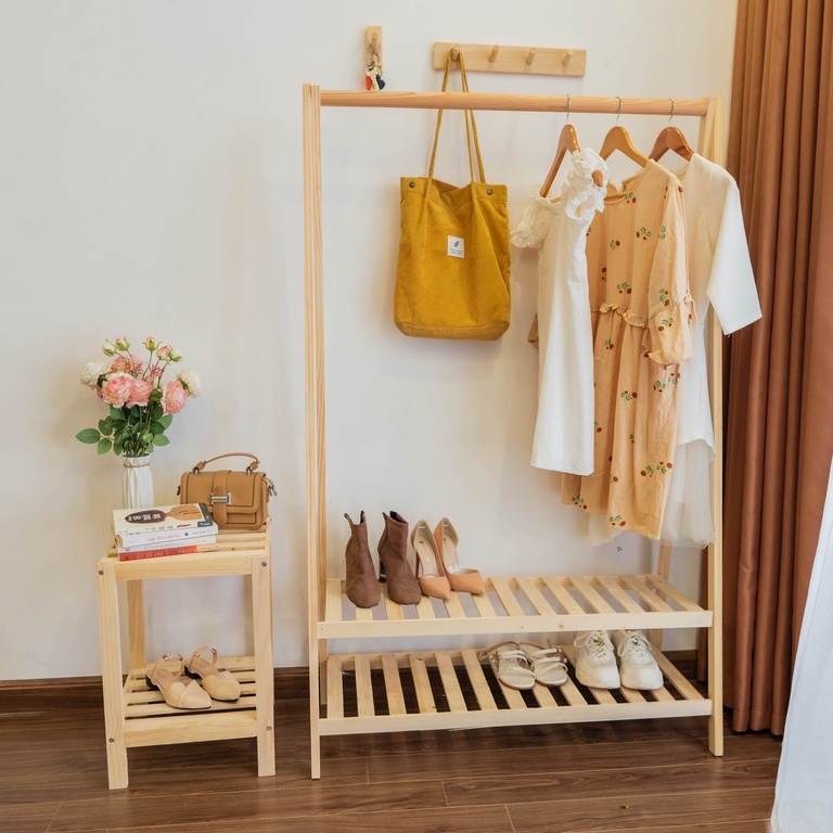 Kệ Treo Quần Áo Chữ A 2 Tầng Gỗ Thông BLUE STORE Kèm Móc Gỗ - Chịu Lực Tốt, Chống Mối Mọt, Trang Trí Nhà Cửa - BH 1 Năm