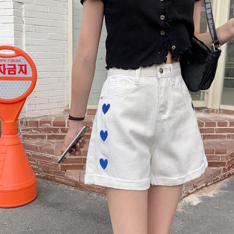 Quần sóc jeans nữ in hình trái tim mã mới 2022 hàng Quảng Châu mã 720