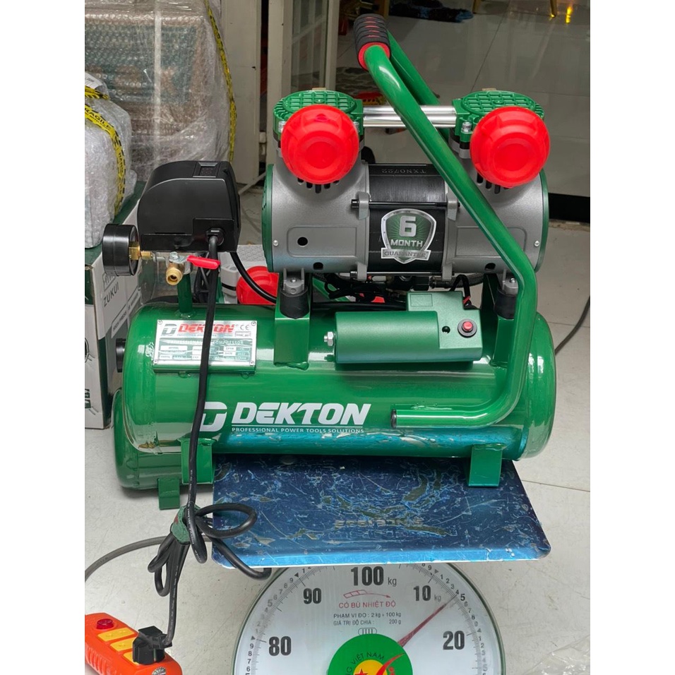 Máy nén khí  DEKTON 10L không dầu  DK-AC2910, 1,5HP mẫu mới, lên hơi nhanh 33 giây