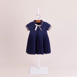 Combo váy polo gap, quần chip HM