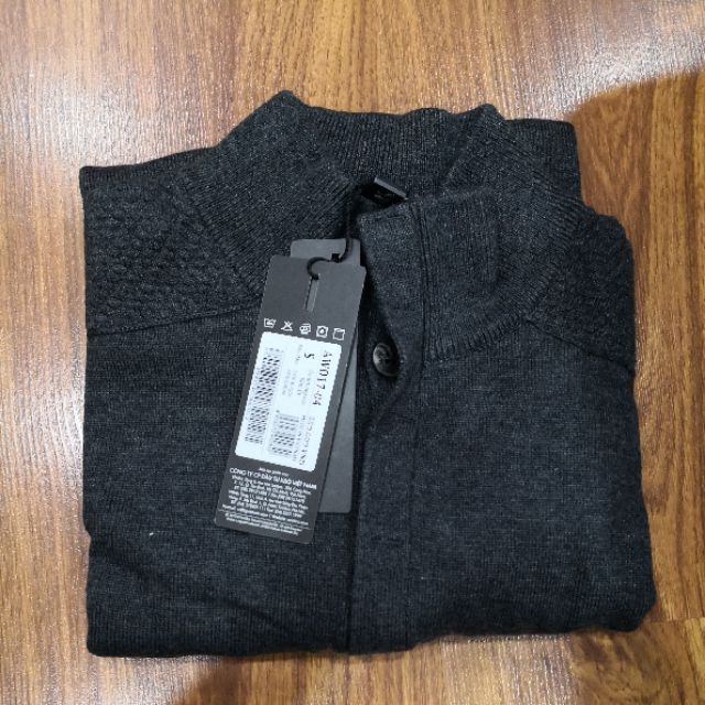 THANH LÝ _ Áo len XÁM ĐEN cổ cao 3cm (size S)