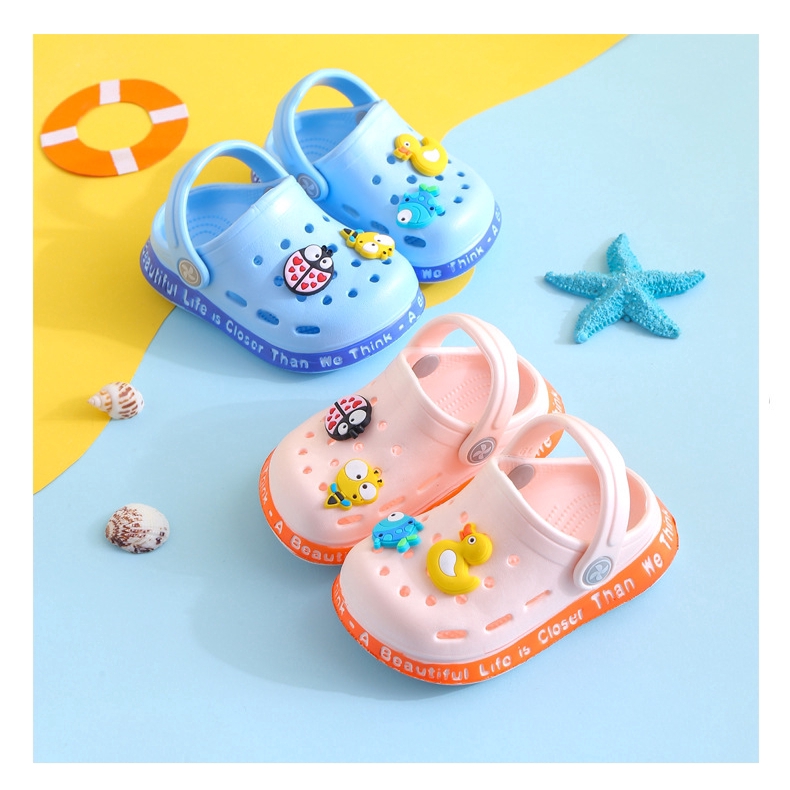 &lt;Hàng sẵn sàng&gt; Dép Baotou bé gái 1-8 tuổi Mềm mại Đáy trẻ mới biết đi Giày có lỗ chống trượt Mùa hè Mới