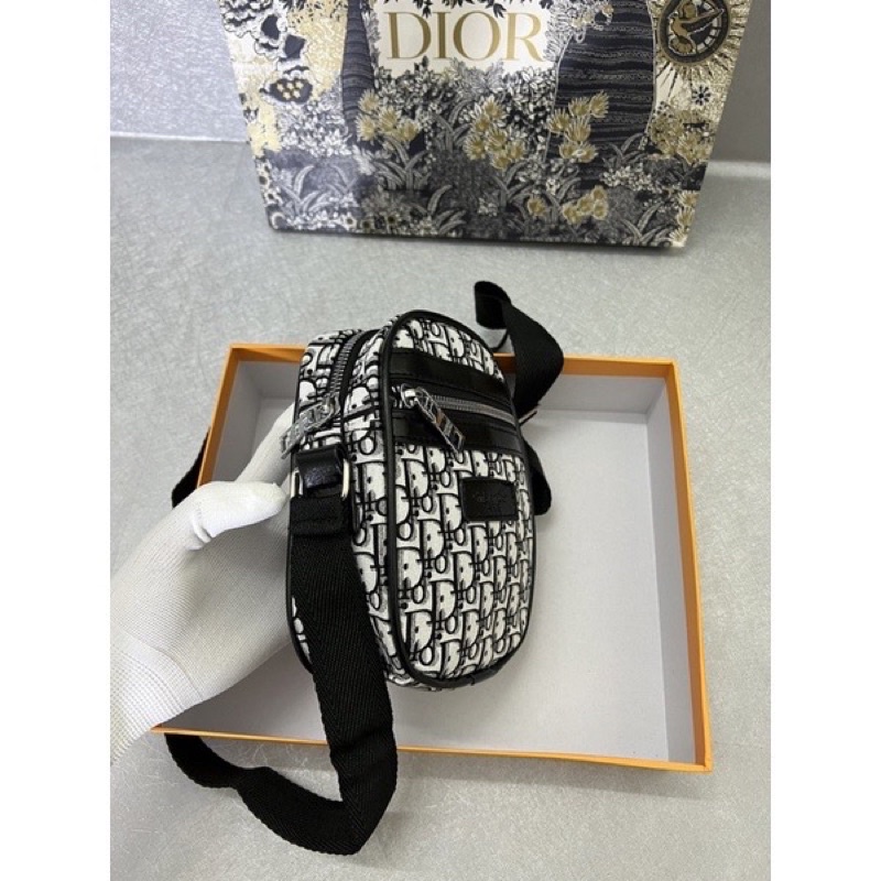 Túi đựng điện thoại đeo chéo cho nam nữ màu thổ cẩm chất da pu