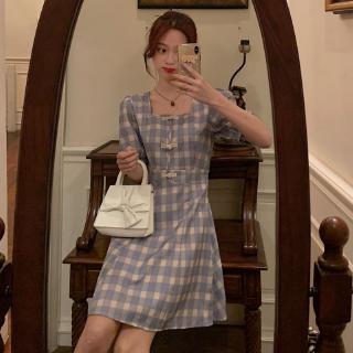 Đầm nữ ngắn tay cổ vuông sọc caro thời trang